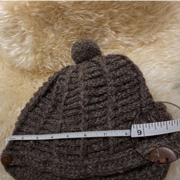 Ambler BRN Hand knit Wool Child Toque - Picture 3 of 4